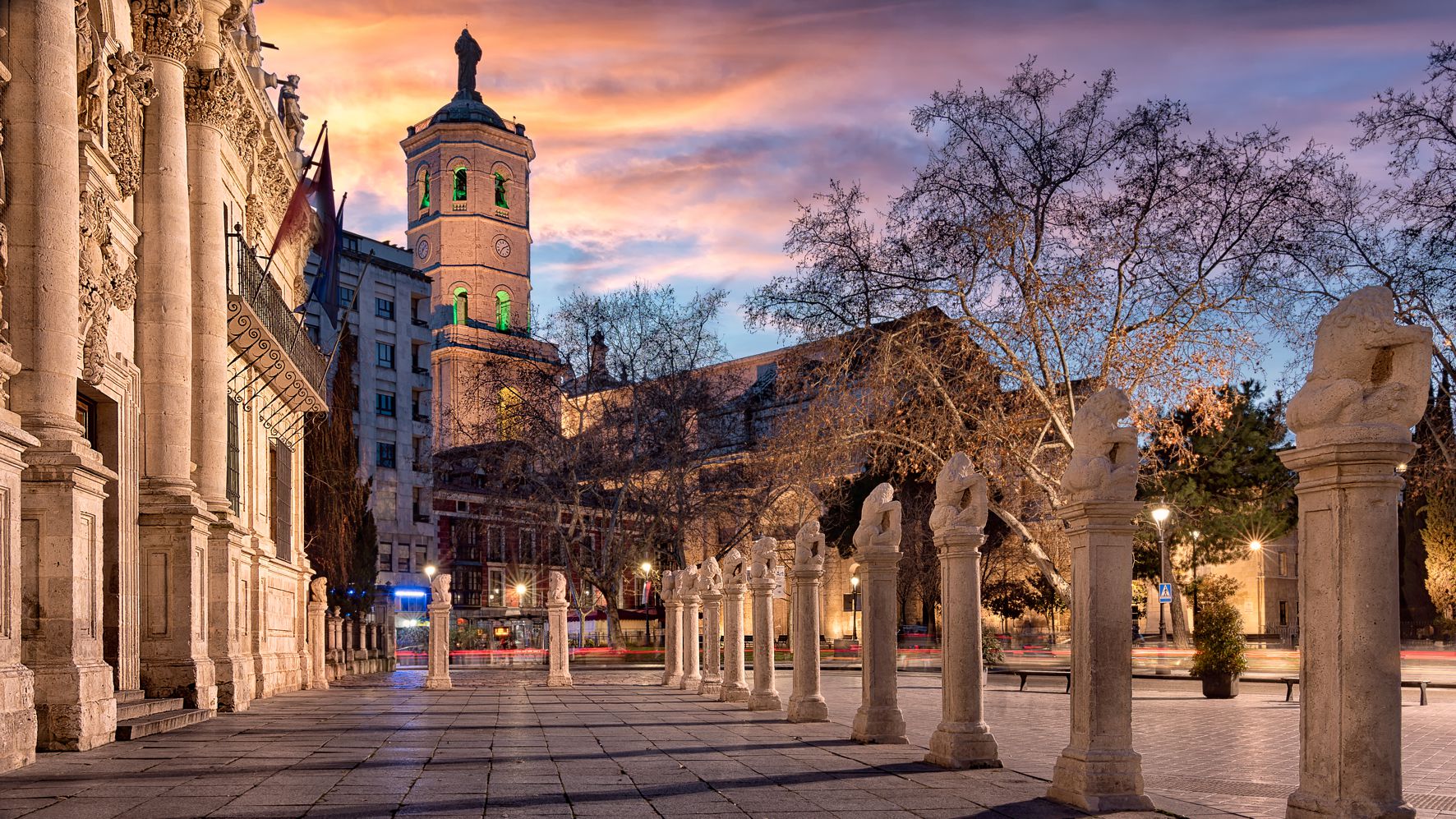 take guided tours of the old town while studying spanish in valladolid